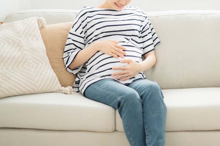 妊娠中は「妊娠性歯周炎」に注意が必要です